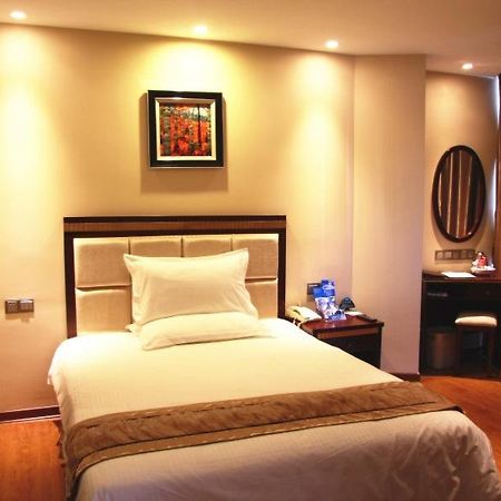 Greentree Inn Guangdong Shantou Chengjiang Road Business Hotel Exteriör bild