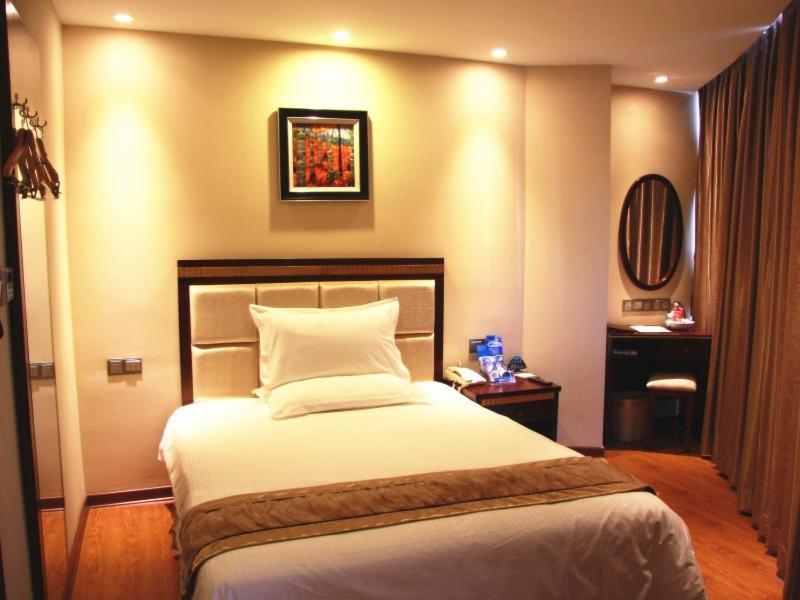 Greentree Inn Guangdong Shantou Chengjiang Road Business Hotel Exteriör bild