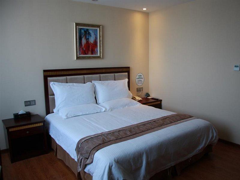 Greentree Inn Guangdong Shantou Chengjiang Road Business Hotel Exteriör bild